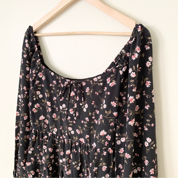 | wayf • floral ballon sleeve tiered babydoll dress • size small | - Picture 4 of 13